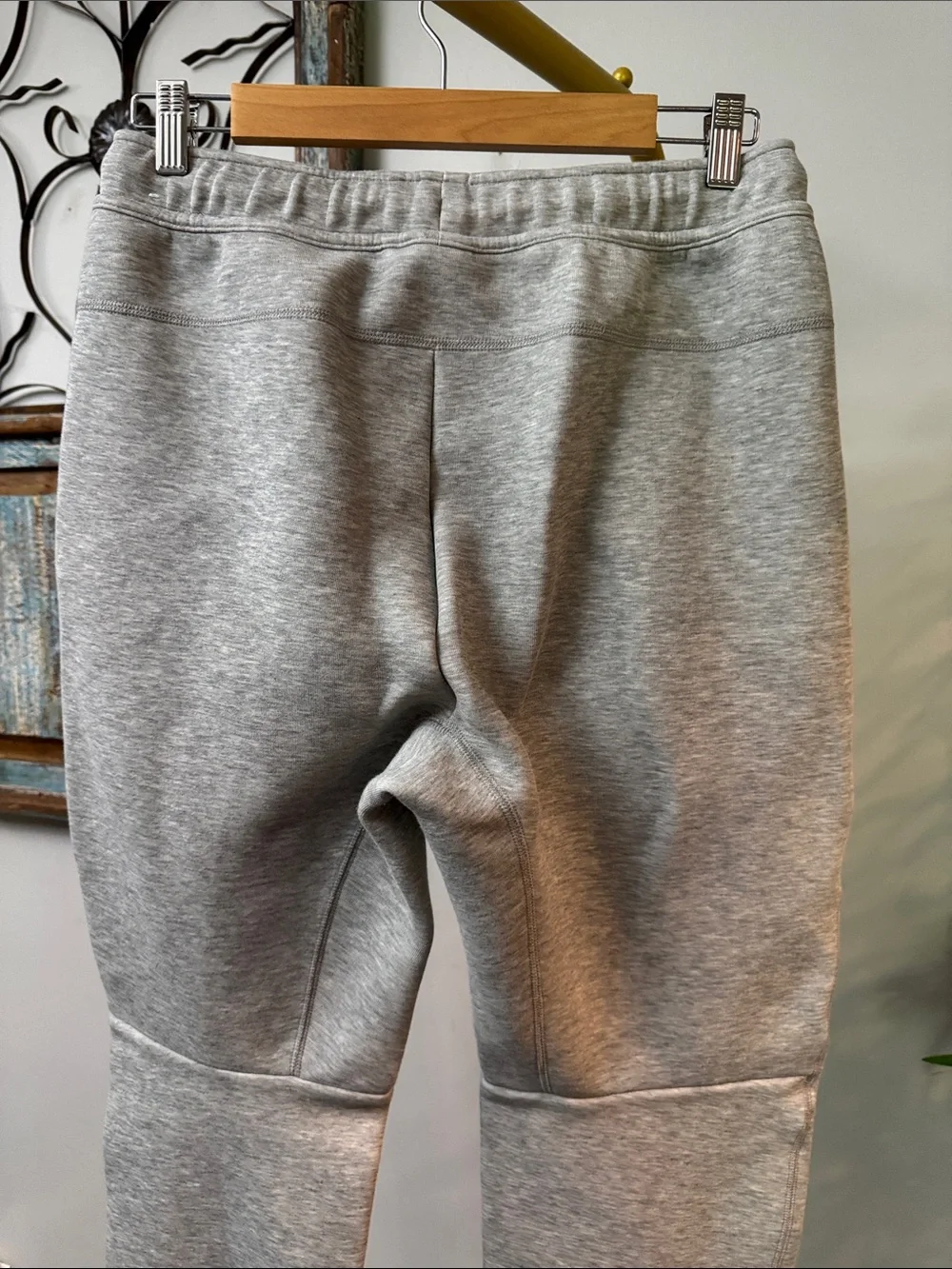 Nike Light Gray Joggers with Black Accents EUC M